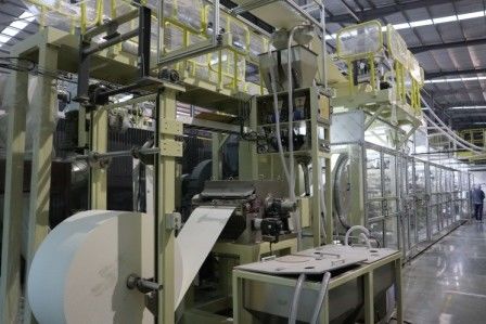 Tension Control 3% Defective 380V 50HZ Lady Adult Diaper Machine